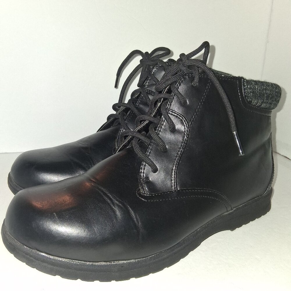 Basic Edition Women's Ankle Boots Color Black Size 9 1/2 Knit Cuff Lace-Up